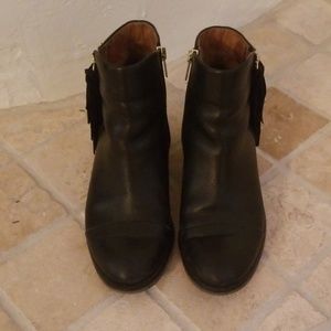 Pikolinos ankle boots in EUC!